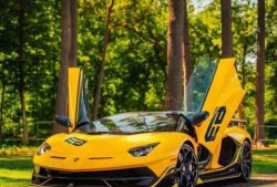 兰博基尼aventadorj，兰博基尼aventador价格